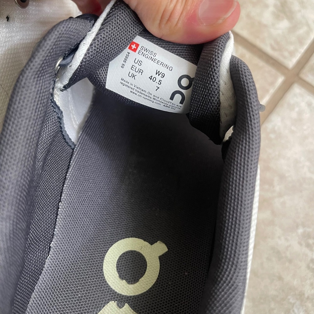 On Cloud Running cloud 5 push size 9 EUC - image 9